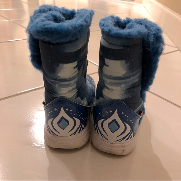 ADIDAS Toddler Winter Boots - Picture 4 of 7